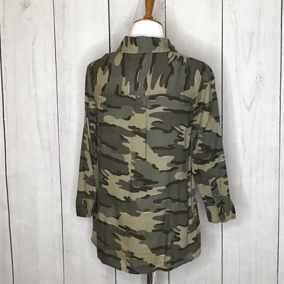Susina‎ camoflauge button down long sleeve shirt - Picture 6 of 8